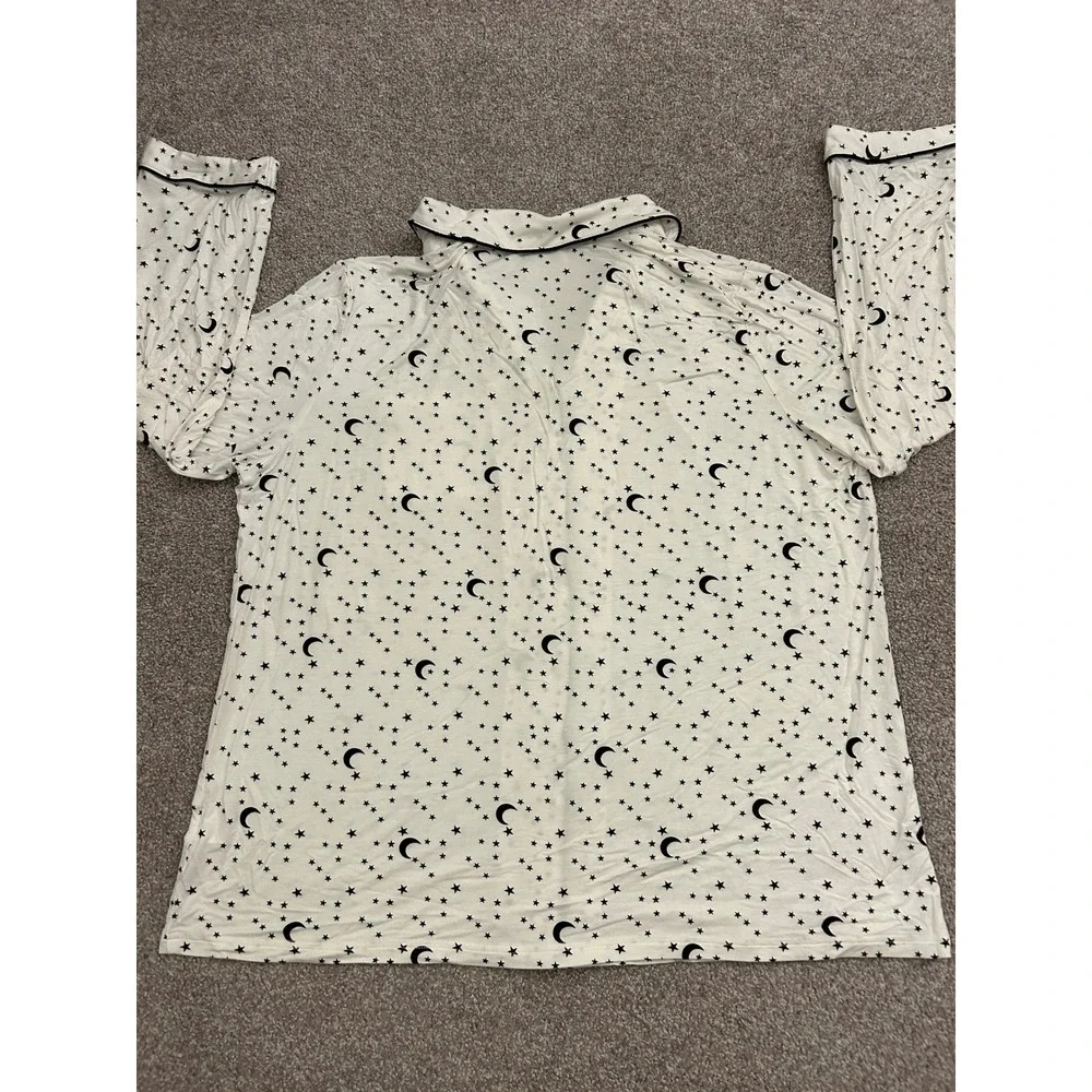 Cozy Soft Pajama Top Womens XL White Celestial Moon Star Print Excellent L/S
